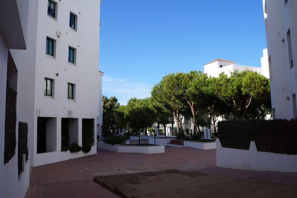Moderno Vista Mar: Apartamento Familiar con Piscinas y Playa Cercana El Puerto de Santa Maria Exterior photo